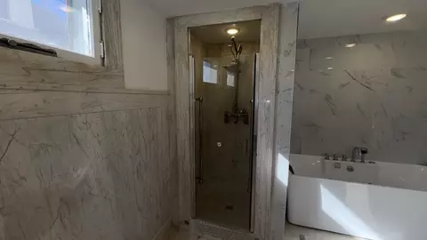 Bath - 194 Sumner Ave, Springfield, MA 01108 photo 5 of 8