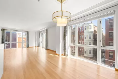 350 North St #301, Boston, MA 02113