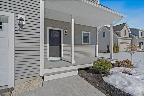 Exterior - 6 Chickadee Way #23, Upton, MA 01568 photo 4 of 7