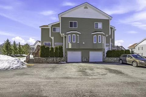 4 John Hancock Dr #4, Ashland, MA 01721