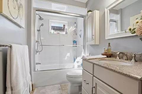 60 Wingold St, Fall River, MA 02720 photo 17