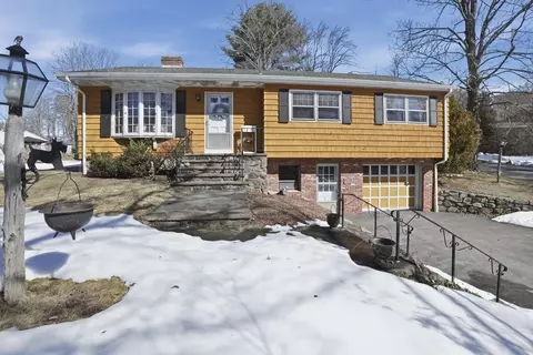 745 Pleasant St, Marlborough, MA 01752