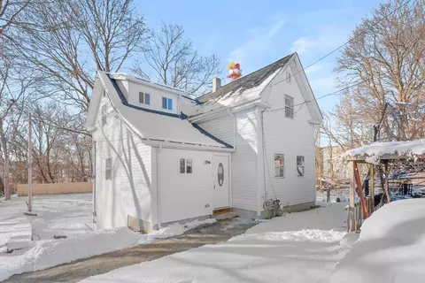 29 Hunt St, Brockton, MA 02302