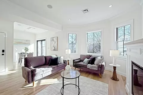 252 Lexington Ave #2, Cambridge, MA 02138