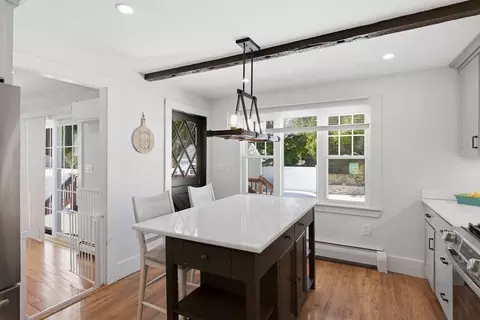 18 Wadsworth St, Danvers, MA 01923 photo 4