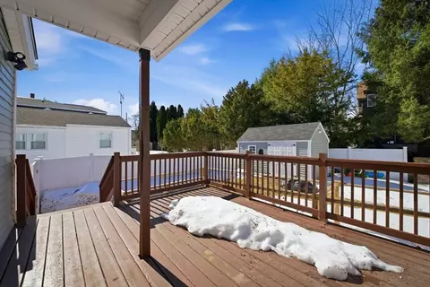 18 Wadsworth St, Danvers, MA 01923 photo 24