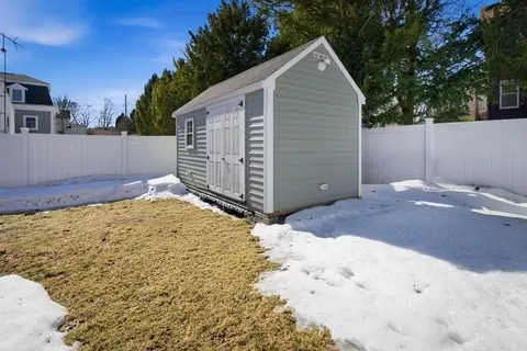 18 Wadsworth St, Danvers, MA 01923 photo 34