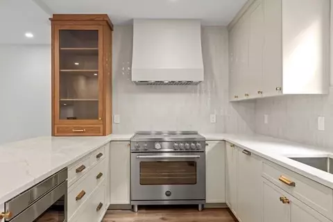 29 Dartmouth St #29, Arlington, MA 02474