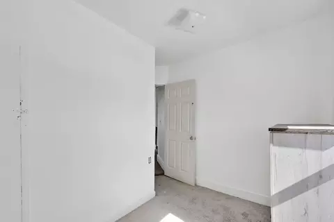 10 Hemlock Ct, Springfield, MA 01105 photo 19