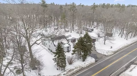 54 Rabbit Rd, Salisbury, MA 01952