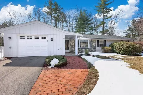 16 Bayberry Ln, Framingham, MA 01701