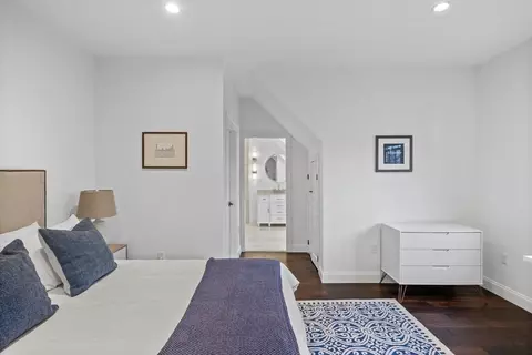 Bedroom - 75 Goddard Ave, Brookline, MA 02445 photo 4 of 5