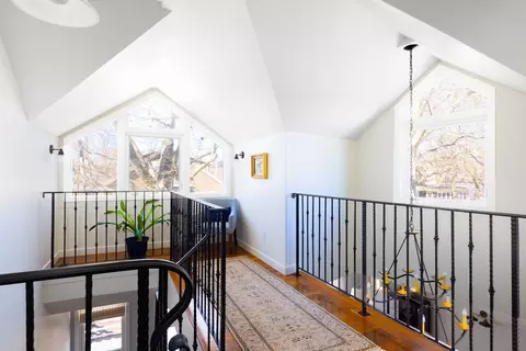 95 Beals St #2, Brookline, MA 02446 photo 8