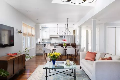 95 Beals St #2, Brookline, MA 02446 photo 3