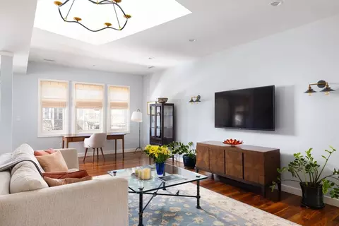 95 Beals St #2, Brookline, MA 02446 photo 6