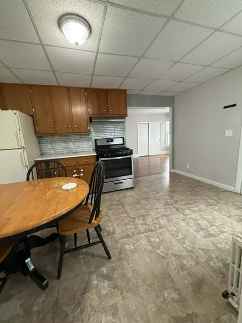 158 Forest St, Fall River, MA 02721 photo 22