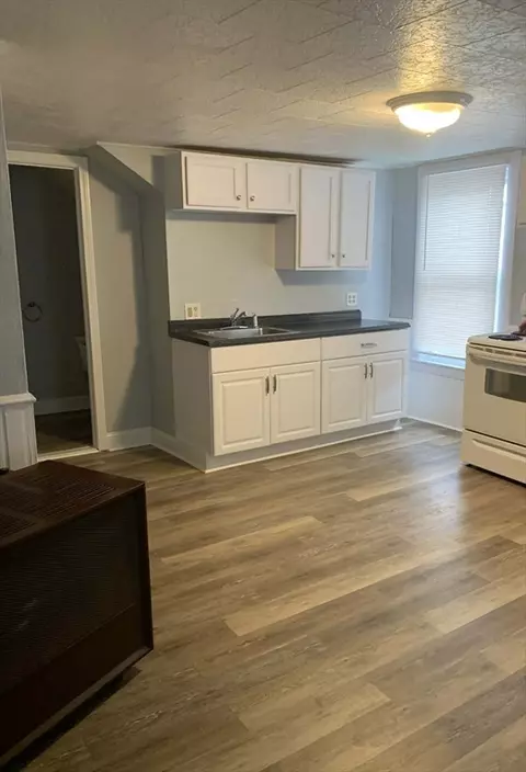 158 Forest St, Fall River, MA 02721 photo 25
