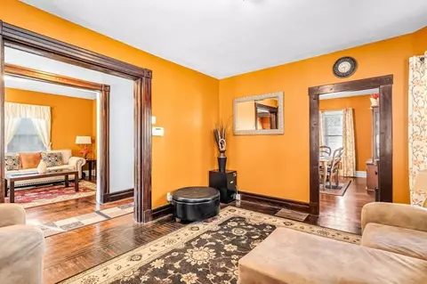 166 Westminster St, Springfield, MA 01109 photo 8