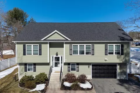 35 J Davis, Charlton, MA 01507