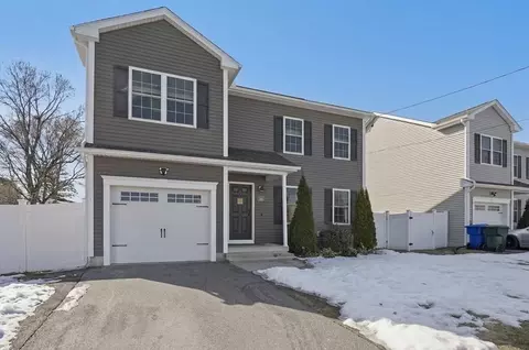 322 Gilbert Ave, Springfield, MA 01119 photo 2
