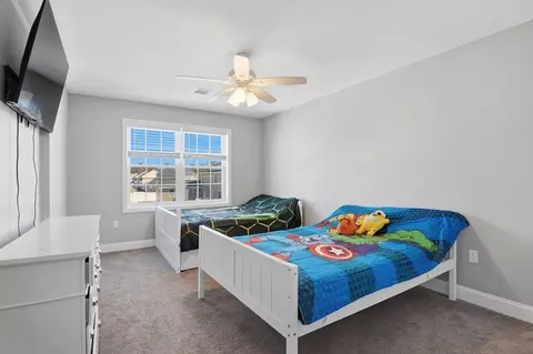322 Gilbert Ave, Springfield, MA 01119 photo 22