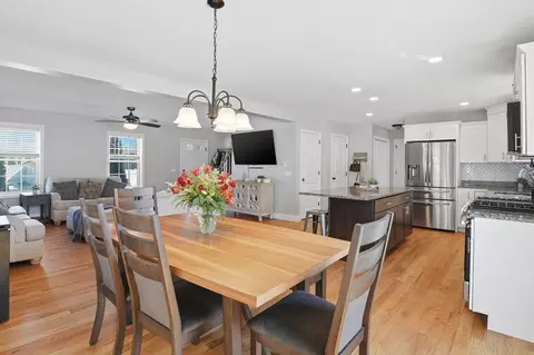 322 Gilbert Ave, Springfield, MA 01119 photo 14