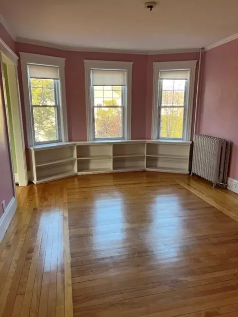 Living - 73 Moore Ave, Worcester, MA 01602 photo 2 of 3