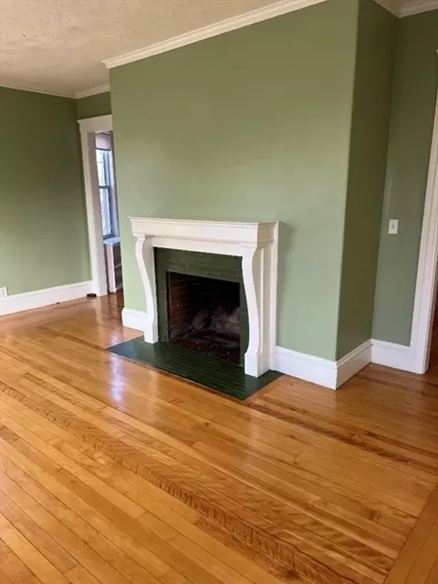 Living - 73 Moore Ave, Worcester, MA 01602 photo 1 of 3