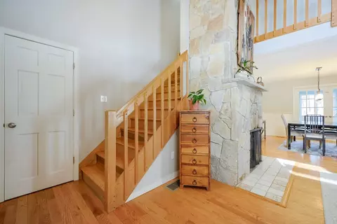 55 Northbridge Rd, Mendon, MA 01756 photo 14