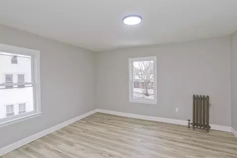 305 Dickinson St, Springfield, MA 01108 photo 18