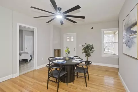 305 Dickinson St, Springfield, MA 01108 photo 4