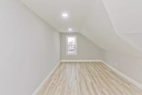 305 Dickinson St, Springfield, MA 01108 photo 21