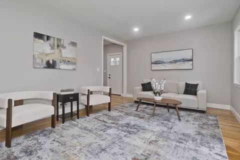 305 Dickinson St, Springfield, MA 01108 photo 7