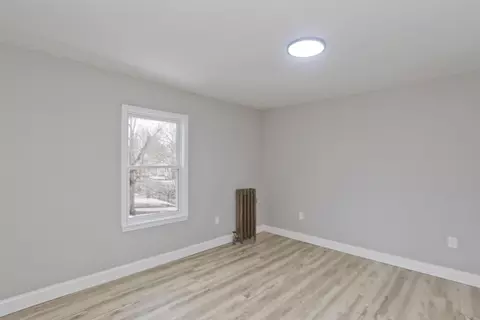 305 Dickinson St, Springfield, MA 01108 photo 20