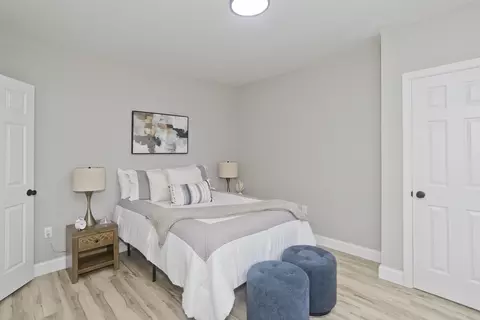 305 Dickinson St, Springfield, MA 01108 photo 8
