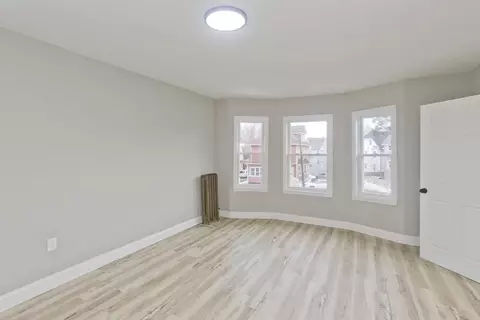 305 Dickinson St, Springfield, MA 01108 photo 17