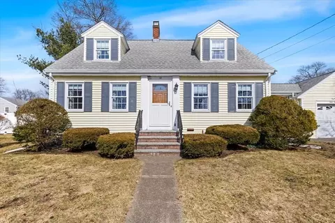 43 Grove Cir, Braintree, MA 02184