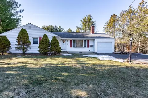 499 Elm St, Somerset, MA 02726