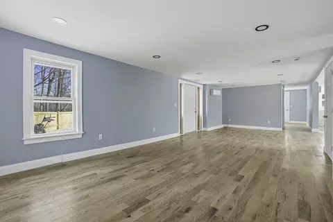 Living - 140 Spring St, Athol, MA 01331 photo 6 of 13