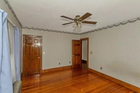 57 Lyndale St, Springfield, MA 01108 photo 21