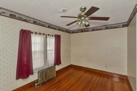 57 Lyndale St, Springfield, MA 01108 photo 25