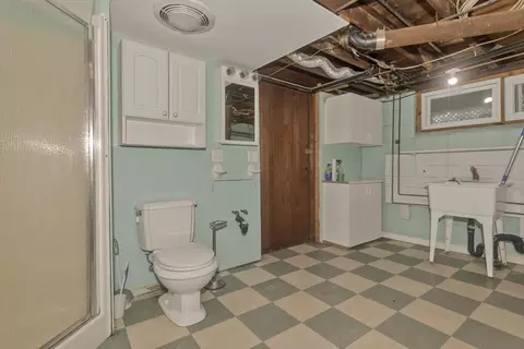 57 Lyndale St, Springfield, MA 01108 photo 36