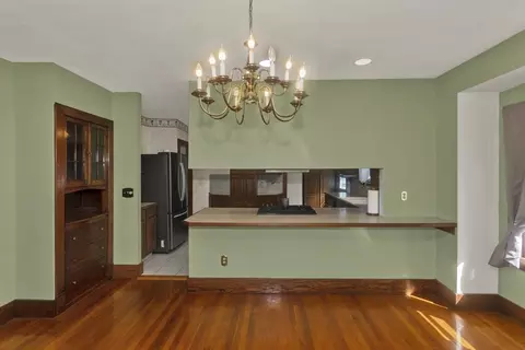 57 Lyndale St, Springfield, MA 01108 photo 12