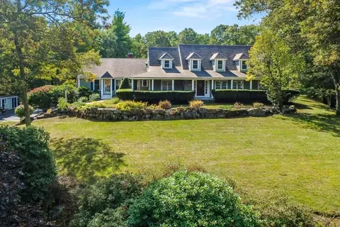 10 Stop River Rd, Norfolk, MA 02056
