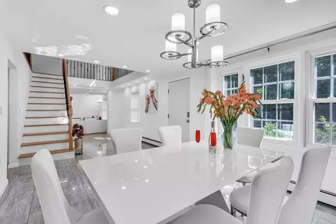 750 Wilbraham Rd, Springfield, MA 01109 photo 12