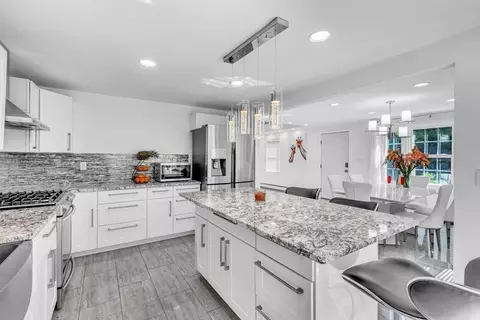750 Wilbraham Rd, Springfield, MA 01109 photo 14