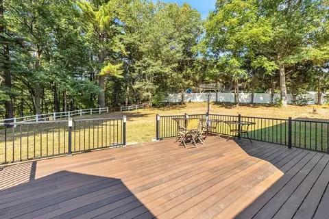 750 Wilbraham Rd, Springfield, MA 01109 photo 38