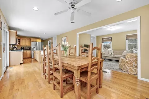 2 Langlee Rd, Hingham, MA 02043 photo 5