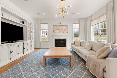 65 Foundry Ln, Canton, MA 02021 photo 8