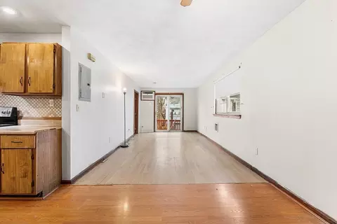 12 Hamilton St #8, Everett, MA 02149 photo 4